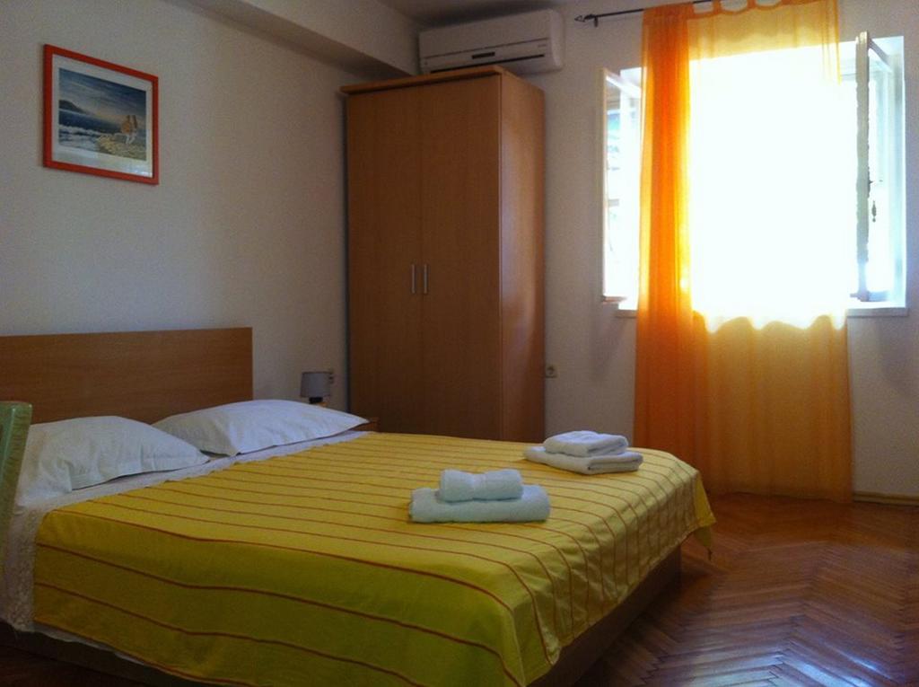 Studios Ana Mari Komiža Zimmer foto
